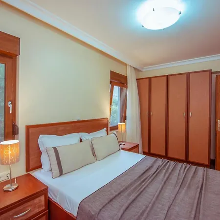 빌라 Luxury Marina House